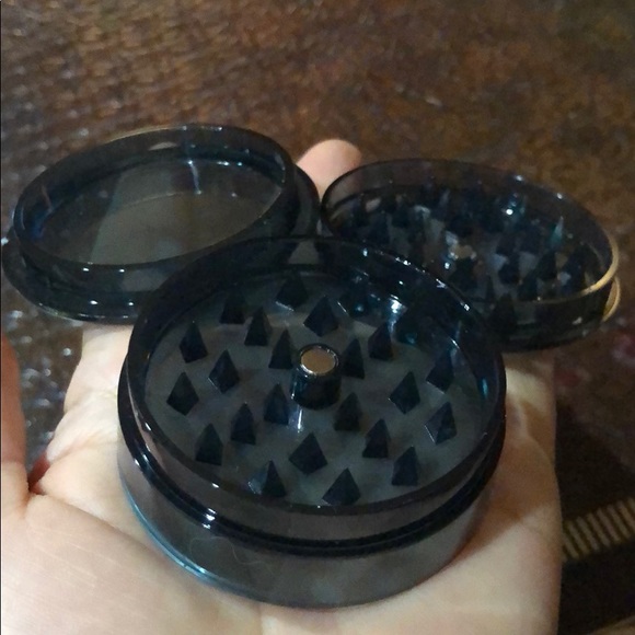 grinder - Picture 5 of 8